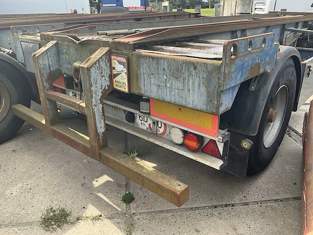 2003 desot containerchassis ahp-2sa-20-99 aanhangwagen containertransport - afbeelding 4 van  8