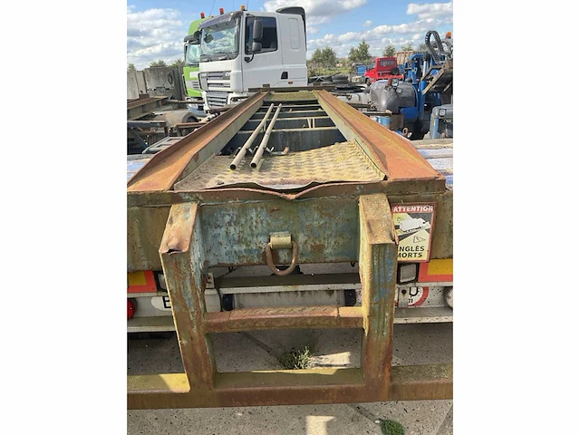 2003 desot containerchassis ahp-2sa-20-99 aanhangwagen containertransport - afbeelding 6 van  8