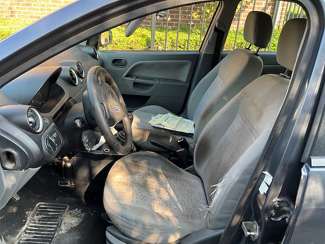 2003 ford festa personenauto - afbeelding 13 van  41