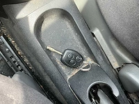 2003 ford fiesta personenauto - afbeelding 12 van  14