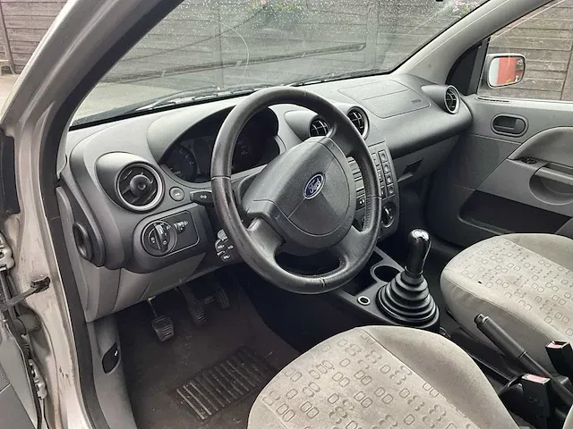 2003 ford fiesta - afbeelding 14 van  33