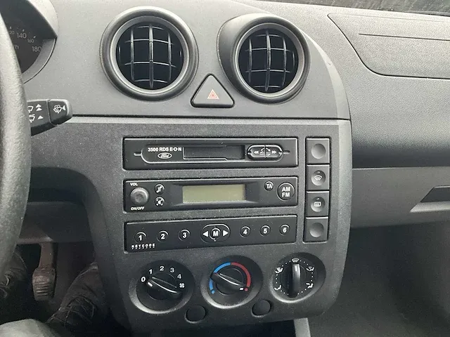 2003 ford fiesta - afbeelding 16 van  33