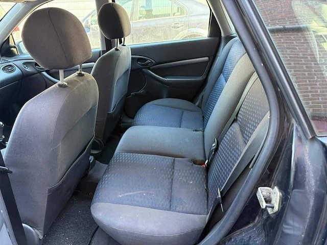2003 ford focus wagon 1.6-16v centennial car - afbeelding 10 van  11