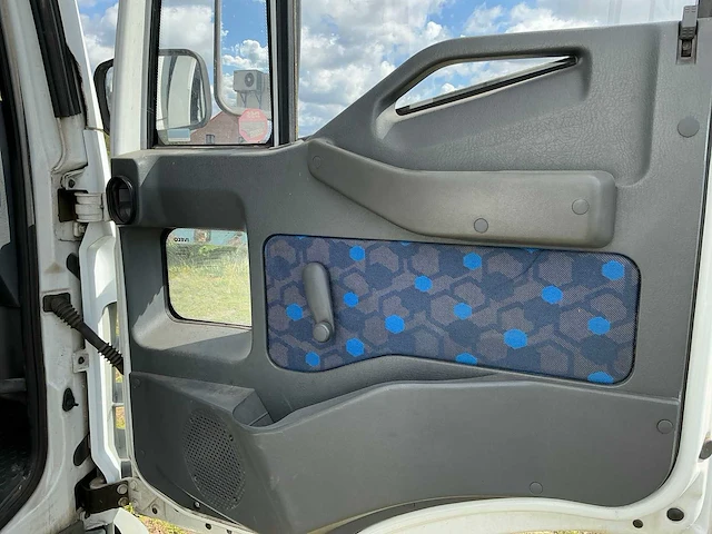 2003 iveco eurocargo 75e17 vrachtwagen - afbeelding 25 van  60