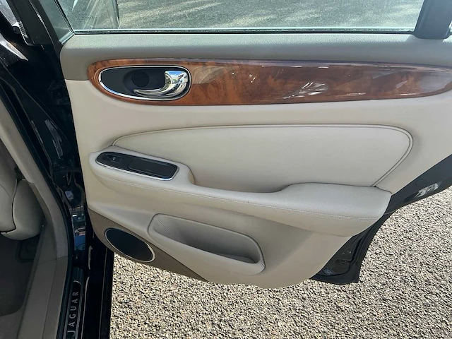 2003 jaguar xj8 3.5 v8 - afbeelding 17 van  29