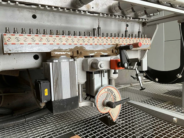 2003 maggi boringsystem 29 multikopsboormachine - afbeelding 2 van  13