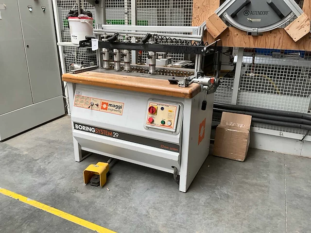 2003 maggi boringsystem 29 multikopsboormachine - afbeelding 1 van  13