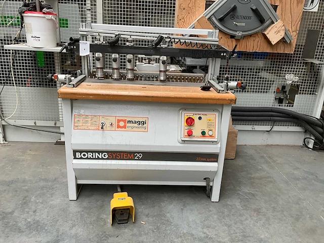 2003 maggi boringsystem 29 multikopsboormachine - afbeelding 6 van  13