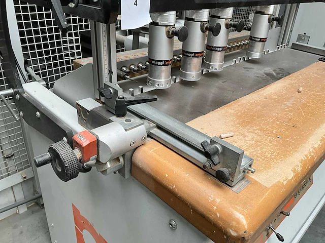 2003 maggi boringsystem 29 multikopsboormachine - afbeelding 11 van  13
