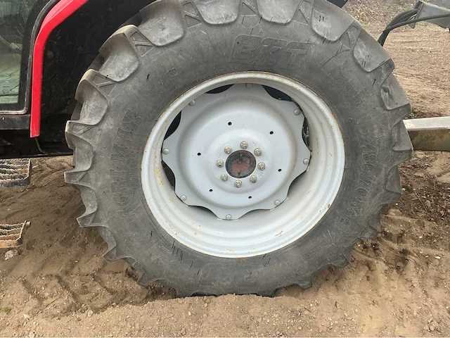 2003 massey ferguson 6245 vierwielaangedreven landbouwtractor - afbeelding 7 van  17