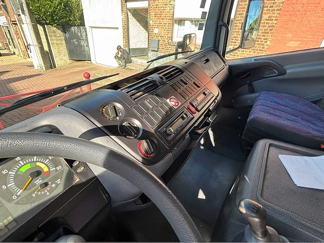 2003 mercedes-benz 970023 pick-up truck met dakkraan - afbeelding 19 van  59