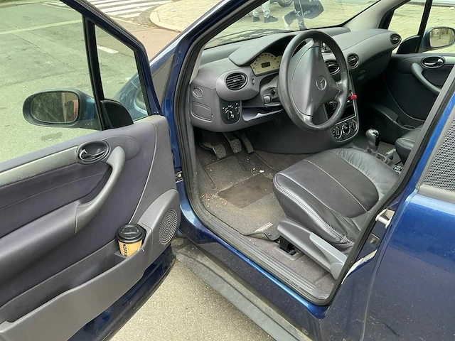 2003 mercedes-benz a140 a-klasse avantgarde personenauto - afbeelding 2 van  23