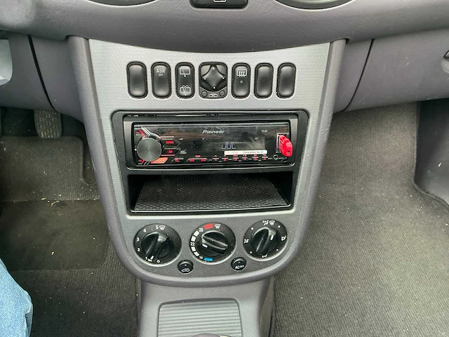 2003 mercedes-benz a140 a-klasse avantgarde personenauto - afbeelding 8 van  23