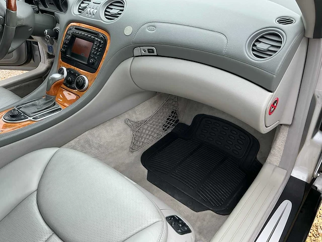 2003 mercedes-benz sl350 roadster personenauto - afbeelding 29 van  51