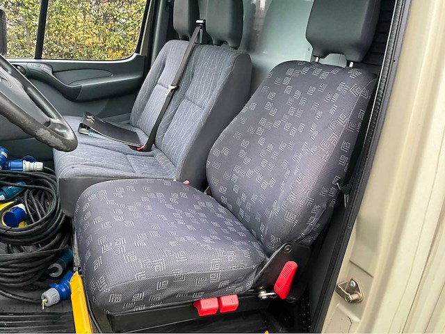 2003 mercedes sprinter foodtruck - recent ingericht - automaat - afbeelding 30 van  76