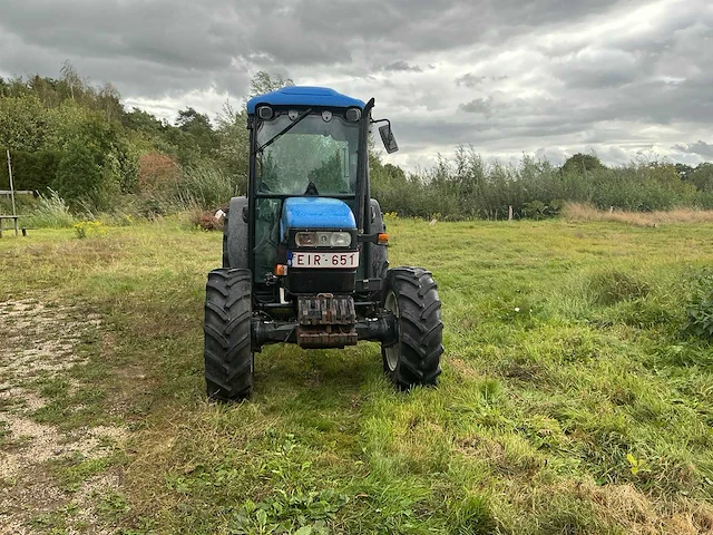 2003 new holland tn70f smalspoor- en compacttractor - afbeelding 12 van  23
