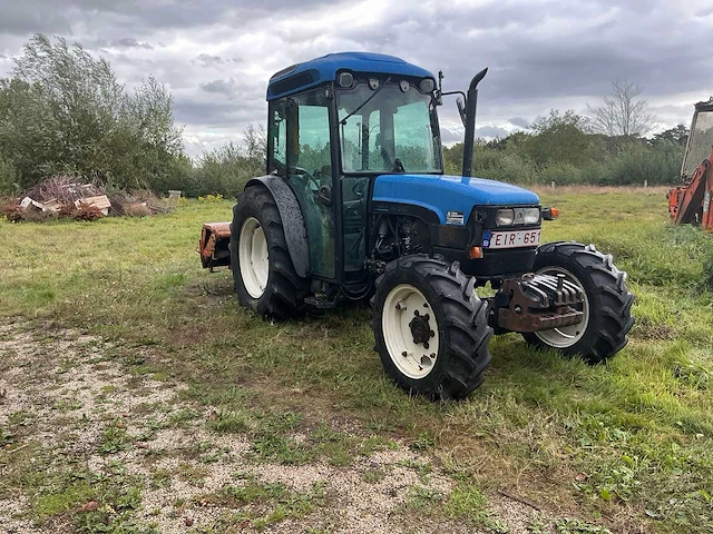 2003 new holland tn70f smalspoor- en compacttractor - afbeelding 17 van  23