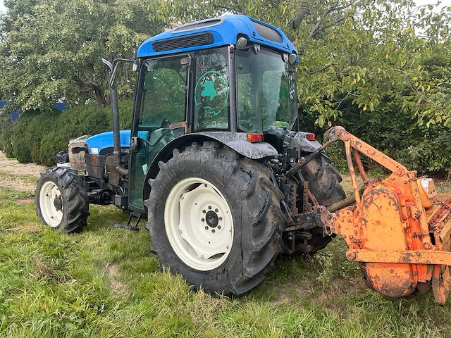 2003 new holland tn70f smalspoor- en compacttractor - afbeelding 20 van  23