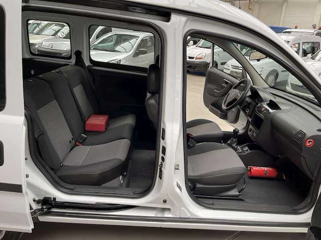 2003 opel combo 1.6 benzine - afbeelding 6 van  22