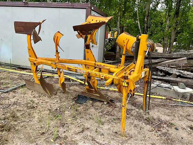 2003 panter ploeg hydraulisch wentelbaar - afbeelding 1 van  8