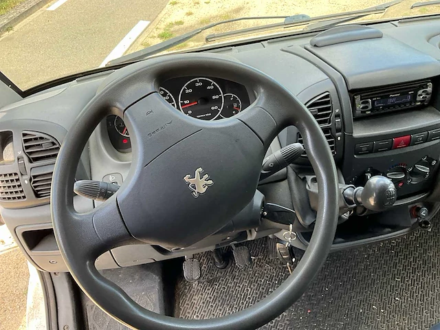 2003 peugeot boxer lichte vrachtwagen - afbeelding 11 van  26