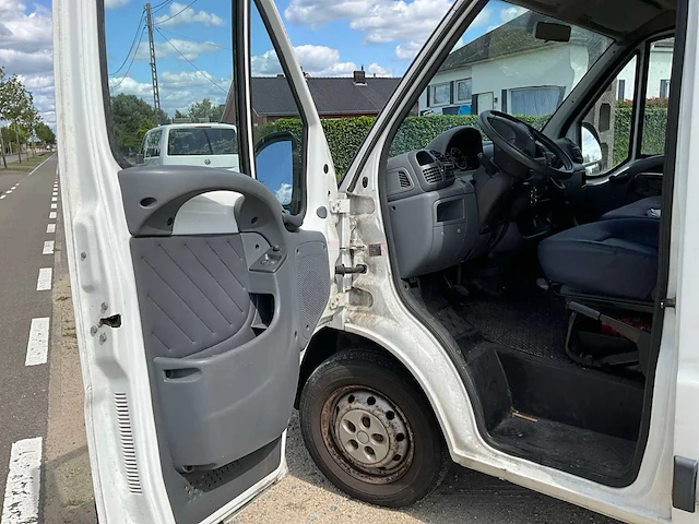 2003 peugeot boxer lichte vrachtwagen - afbeelding 9 van  26