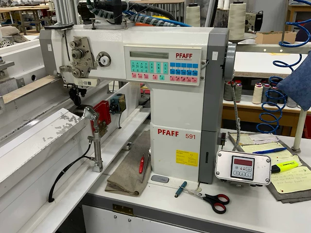 2003 pfaff 0591 e/b/q automatische balein naaimachine voor optrekgordijnen - afbeelding 5 van  9