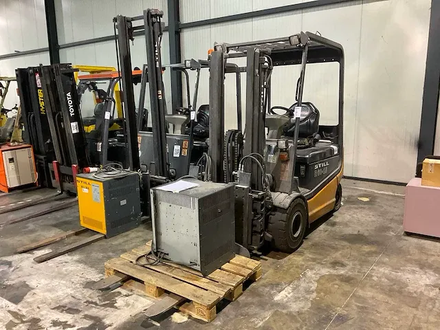 2003 still r60-25 vorkheftruck - afbeelding 1 van  9