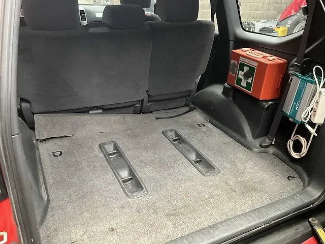 2003 toyota land cruiser j12 passenger car - afbeelding 28 van  31