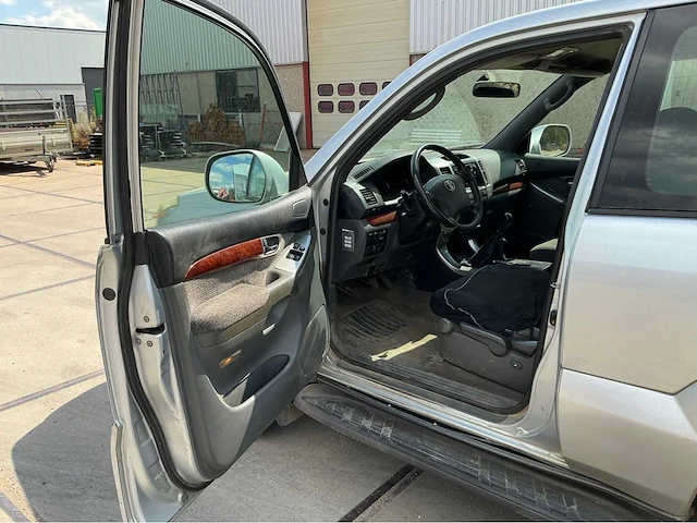 2003 toyota landcruiser bedrijfswagen - afbeelding 6 van  45