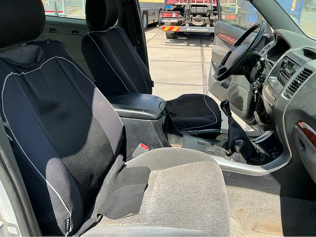 2003 toyota landcruiser bedrijfswagen - afbeelding 10 van  45