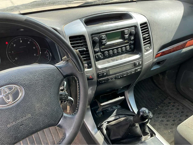 2003 toyota landcruiser bedrijfswagen - afbeelding 19 van  45