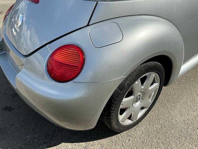 2003 volkswagen new beetle cabrio - afbeelding 12 van  34