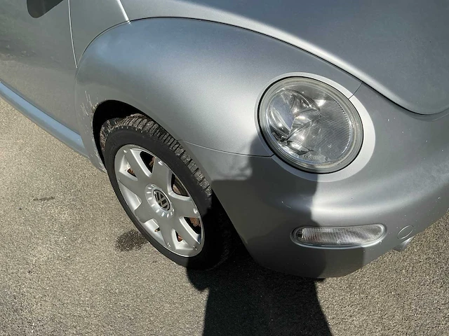 2003 volkswagen new beetle cabrio - afbeelding 16 van  34