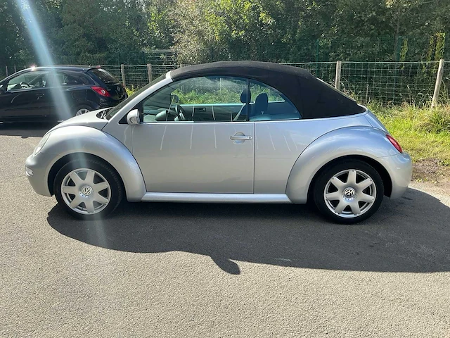 2003 volkswagen new beetle cabrio - afbeelding 6 van  34