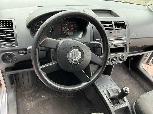 2003 volkswagen polo 1.2 benzine - afbeelding 11 van  34