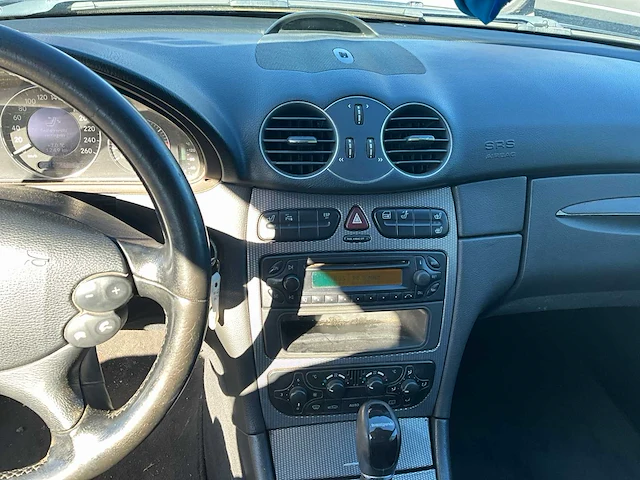 2004 - mercedes-benz clk200 - personenauto - afbeelding 17 van  32