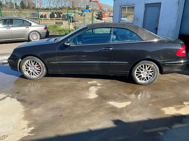 2004 - mercedes-benz clk200 - personenauto - afbeelding 31 van  32