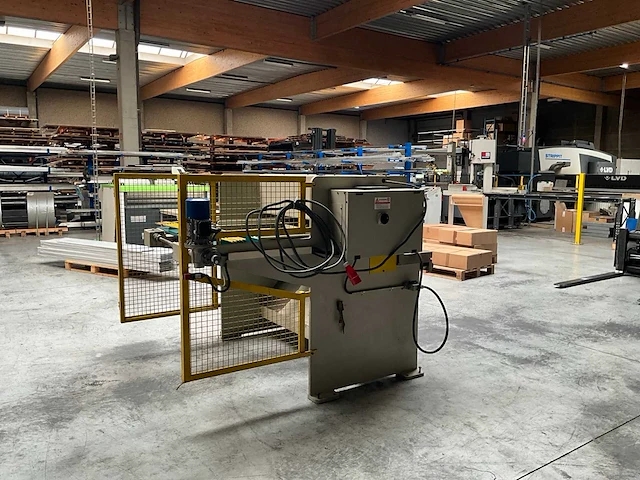 2004 arienti 1250 x 2.5 c.m. plaatschaarmachine - afbeelding 16 van  19