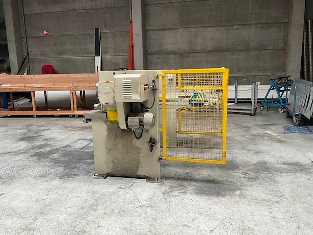 2004 arienti 1250 x 2.5 c.m. plaatschaarmachine - afbeelding 19 van  19