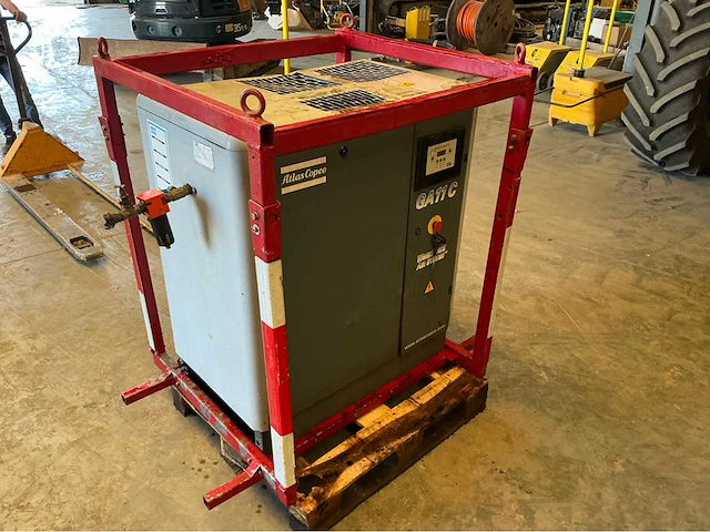 2004 atlas copco ga 11 c schroefcompressor - afbeelding 4 van  8