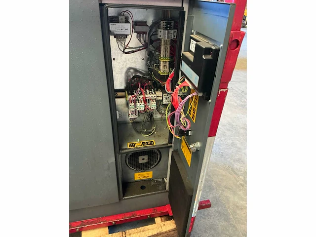2004 atlas copco ga 11 c schroefcompressor - afbeelding 7 van  8