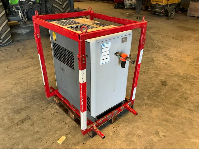 2004 atlas copco ga 11 c schroefcompressor - afbeelding 6 van  8