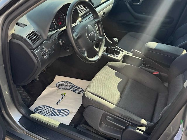 2004 audi a4 avant stationwagen - 1.9tdi - trekhaak - afbeelding 15 van  17