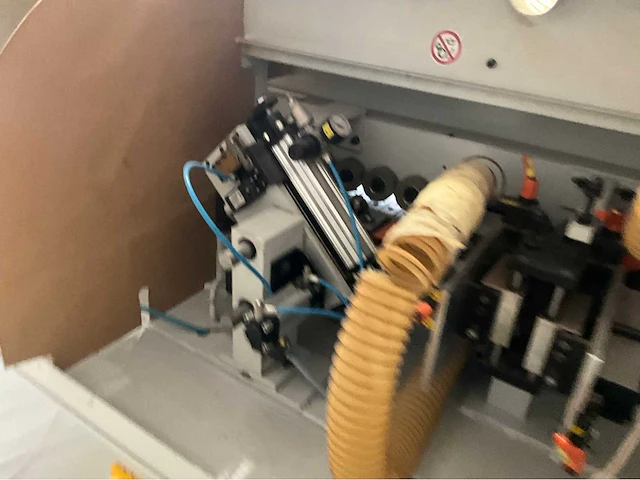 2004 bi-matic s.r.l. 42ch kantenaanlijmmachine - afbeelding 3 van  12