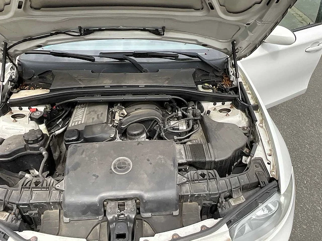 2004 bmw 116i - personenauto - afbeelding 18 van  51