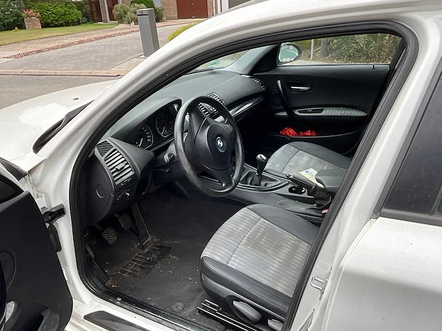 2004 bmw 116i - personenauto - afbeelding 21 van  51