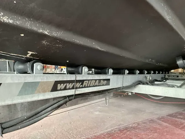 2004 crownline 250 cr speedboot op trailer - afbeelding 31 van  42