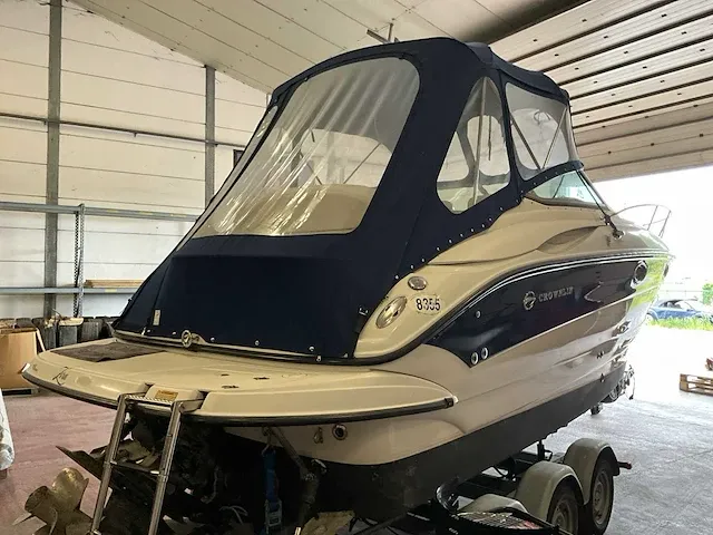 2004 crownline 250 cr speedboot op trailer - afbeelding 38 van  42