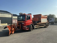 2004 daf 75.360 vrachtwagen met sneeuwruimer en zoutstrooier - afbeelding 1 van  37